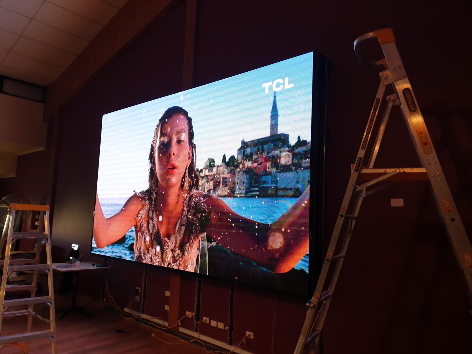 Hospitality Community Big Screens — installed project photo 1