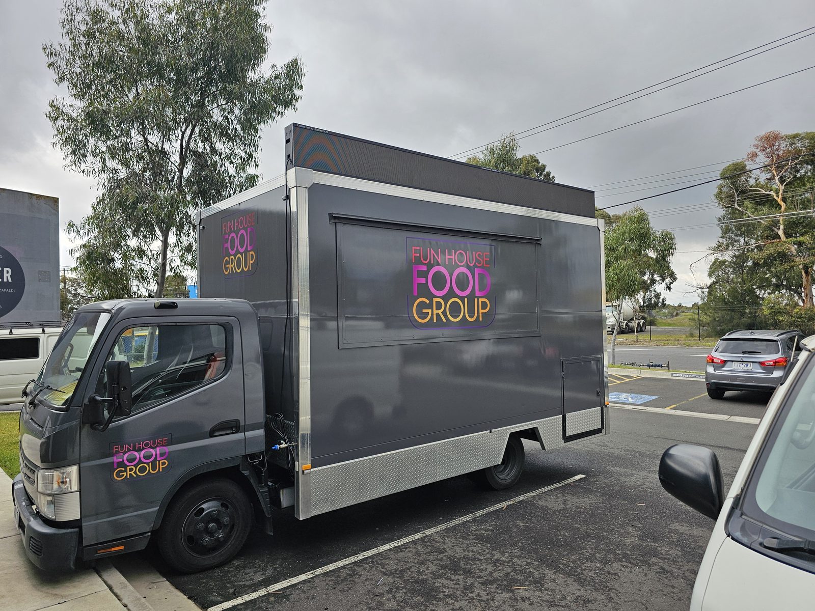 Vehicle-Mounted LED Screens — installed project photo 4
